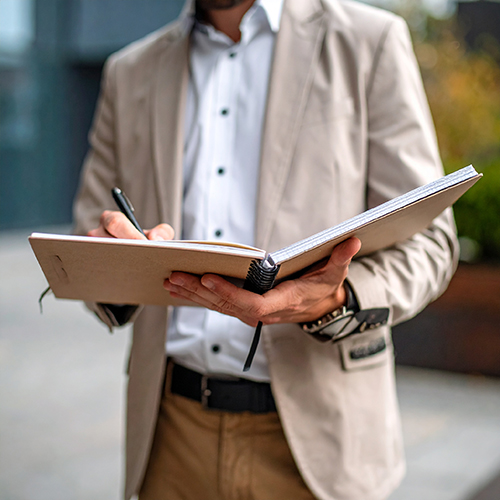 Gutachter und Sachverständige